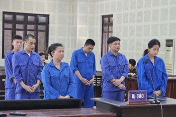 Các bị cáo tại phiên tòa. (Ảnh: AD)