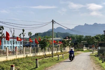 Nhờ có Chương trình mục tiêu Quốc gia về xây dựng Nông thôn mới mà bộ mặt nông thôn Hòa Bình ngày càng phát triển.