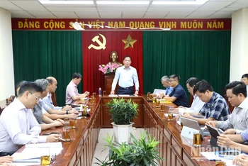 Quang cảnh buổi làm việc.