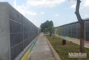 Trại nuôi khỉ xuất khẩu phục vụ nghiên cứu y sinh học của Công ty Liên doanh nuôi và phát triển khỉ Việt Nam.