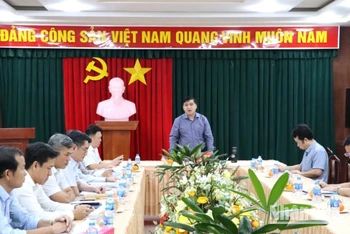 Quang cảnh buổi làm việc.