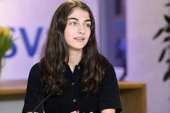 Bà Romina Pourmokhtari, 26 tuổi, trở thành Bộ trưởng Khí hậu và Môi trường Thụy Điển. Nguồn: ttela.se