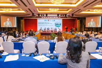 Toàn cảnh Lễ Công bố.