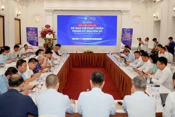 Quang cảnh hội thảo.