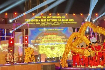 Chương trình nghệ thuật đường phố - Thái Nguyên rạng rỡ thành phố tháng Mười diễn ra trong hai tối 15 và 16/10.