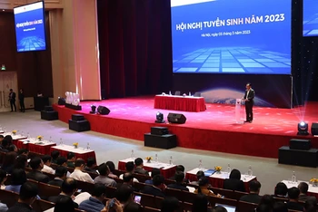 Quang cảnh hội nghị.