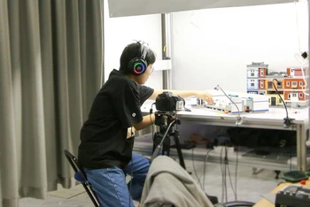 Hậu trường sản xuất một phân cảnh phim hoạt hình stop motion. (Ảnh: Sconnect Việt Nam)
