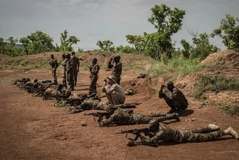 Binh sĩ quân đội Benin. (Nguồn: The New York Times)