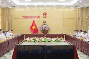 Tỉnh Nghệ An làm việc với Tập đoàn Điện lực Việt Nam để giải quyết khó khăn nguồn cung.