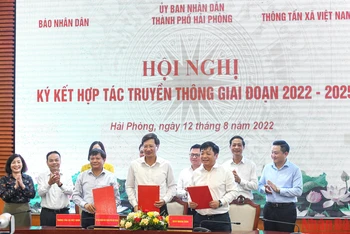 Lễ ký kết hợp tác truyền thông giữa UBND thành phố Hải Phòng với Báo Nhân Dân và Thông tấn xã Việt Nam giai đoạn 2022 -2025