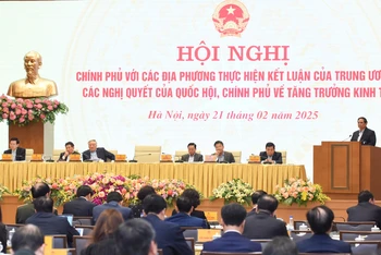 Hội nghị Chính phủ với các địa phương về tăng trưởng kinh tế.