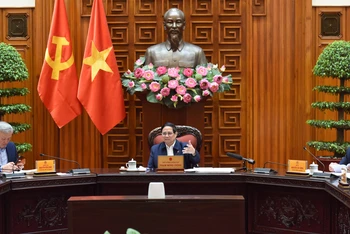 Thủ tướng Phạm Minh Chính chủ trì cuộc họp với các bộ, ngành để tháo gỡ khó khăn, vướng mắc các dự án tồn đọng.