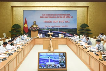 Thủ tướng Phạm Minh Chính chủ trì phiên họp thứ hai của Ban Chỉ đạo các công trình trọng điểm, dự án đường sắt.
