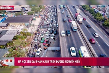 Hà Nội xén dải phân cách trên đường Nguyễn Xiển