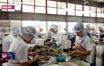 Đẩy mạnh tiêu thụ nông sản gắn với xây dựng nông thôn mới