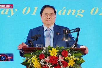 Thủ tướng: Thúc đẩy 3 nhiệm vụ trọng tâm cho công nhân