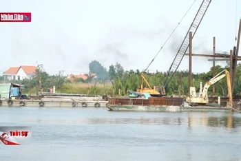 Cắm mốc bảo vệ hành lang sông, kênh, rạch