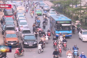 Tái diễn tình trạng ùn tắc tại các trung tâm đăng kiểm