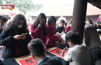 Nét đẹp xin chữ đầu xuân