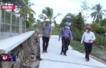 Cà Mau báo động tình trạng sụt lún, sạt lở