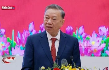 Tổng Bí thư gặp mặt giới trí thức, nhà khoa học