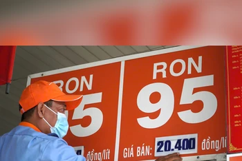 Bản tin thời sự sáng 10/4/2025: Giá xăng dự báo sẽ giảm mạnh vào hôm nay