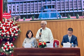 Hội thảo có sự tham gia của nhiều chuyên gia, nhà nghiên cứu và các thế hệ giảng viên của nhà trường.