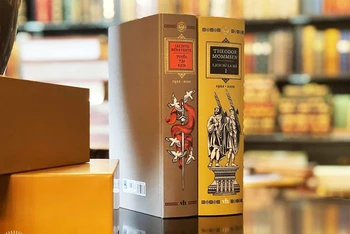 Hai cuốn sách mới ra mắt trong Tủ sách Trăm năm Nobel. (Ảnh: Đông A Books)