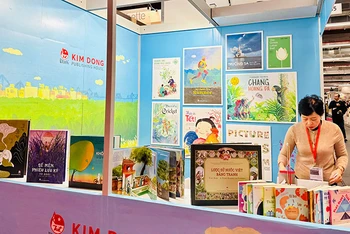 Gian hàng của Nhà xuất bản Kim Đồng tại Hội sách. (Ảnh: Nhà xuất bản cung cấp)