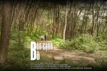 Phim "Bên cạnh bố". (Ảnh: Điện ảnh Quân đội nhân dân)