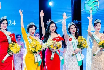 Top 5 của cuộc thi. (Ảnh: BTC)