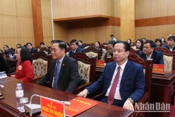 Lãnh đạo chủ chốt của tỉnh Lạng Sơn dự hội nghị công bố Quyết định của Bộ Chính trị về chuẩn y chức danh Bí thư Tỉnh ủy Lạng Sơn đối với đồng chí Hoàng Văn Nghiệm.