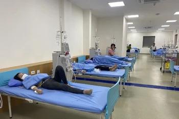 Bệnh nhân đang nằm điều trị tại bệnh viện.