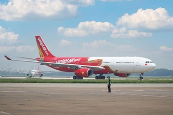 Cấm bay 2 hành khách vi phạm an ninh hàng không