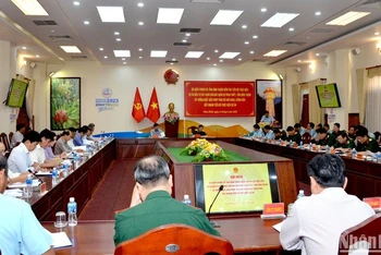 Đoàn công tác Bộ Quốc phòng làm việc với tỉnh Bình Thuận về tiến độ xây dựng sân bay Phan Thiết.