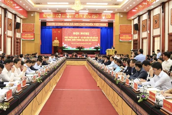 Quang cảnh Hội nghị phát triển kinh tế-xã hội gắn với bảo vệ an ninh, quốc phòng địa bàn Tây Nguyên.