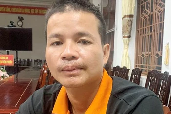 Đối tượng Trần Hoàng Phi tại Cơ quan Công an. 