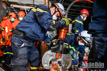 Khám phá thiết bị được mệnh danh "chiến thần cứu hộ" của đoàn cứu nạn Bộ Công an tại Myanmar