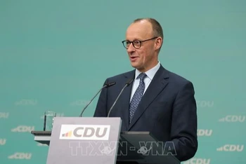 Ông Friedrich Merz phát biểu tại cuộc họp báo ở Berlin. (Ảnh tư liệu: THX/TTXVN)