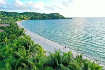 Bãi Kem, top 50 bãi biển đẹp nhất hành tinh (Ảnh: CTV)