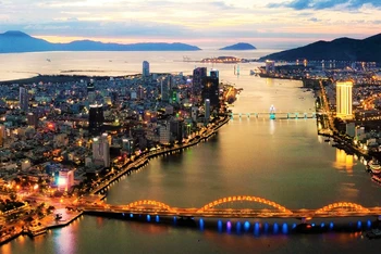 Đà Nẵng vươn mình thành điểm đến du lịch hàng đầu miền trung.