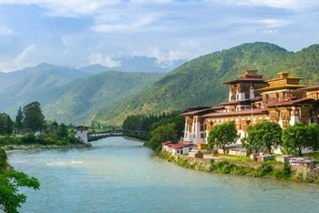Tu viện Punakha Dzong, một trong những tu viện lớn nhất châu Á, ở Punakha, Bhutan. (Ảnh: Shutterstock)