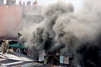 Philippines: Nổ lớn khiến ít nhất 3 người thiệt mạng, 9 người bị thương