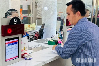 Thành phố Hồ Chí Minh sẽ rà soát tổng thể đội ngũ cán bộ, công chức, viên chức để sắp xếp, bố trí việc làm phù hợp