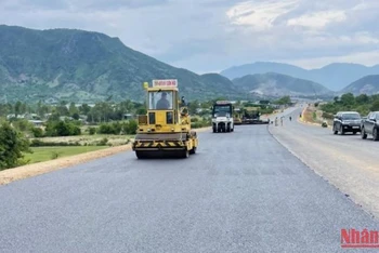Tập đoàn Sơn Hải thi công dự án cao tốc bắc-nam đoạn Nha Trang-Cam lâm, tỉnh Khánh Hòa.