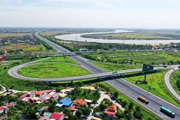 GDP 9 tháng năm 2022 tăng 8,83% so cùng kỳ năm trước