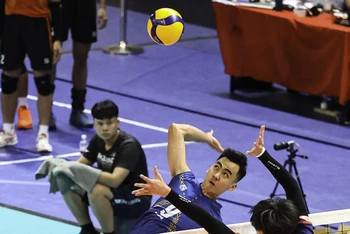 Đội tuyển bóng chuyền nam Việt Nam lần đầu vào bán kết AVC Challenger Cup 2023