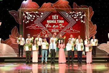 Các đơn vị, tổ chức, cá nhân ủng hộ tiền cho chương trình “Tết nghĩa tình - Xuân Giáp Thìn 2024”