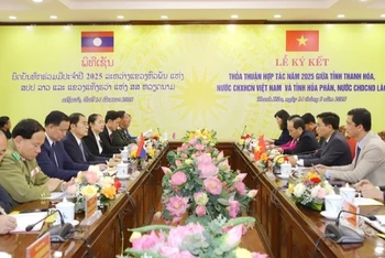 Buổi hội đàm giữa 2 tỉnh Thanh Hóa-Hủa Phăn.