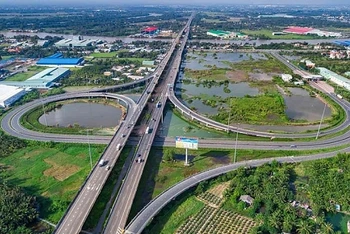 [Video] Giải ngân gần 79 nghìn tỷ đồng vốn đầu tư công trong quý I